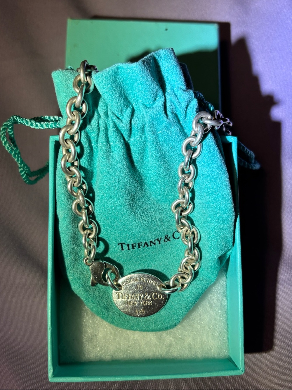 TIFFANY & CO's iconic sterling silver 'Return to Tiffany' necklace